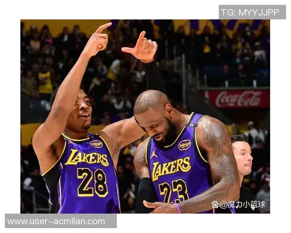 詹姆斯篮板广告引热议土耳其植发公司与NBA的奇妙联动 詹姆斯篮板广告引热议土耳其植发公司与NBA的奇妙联动